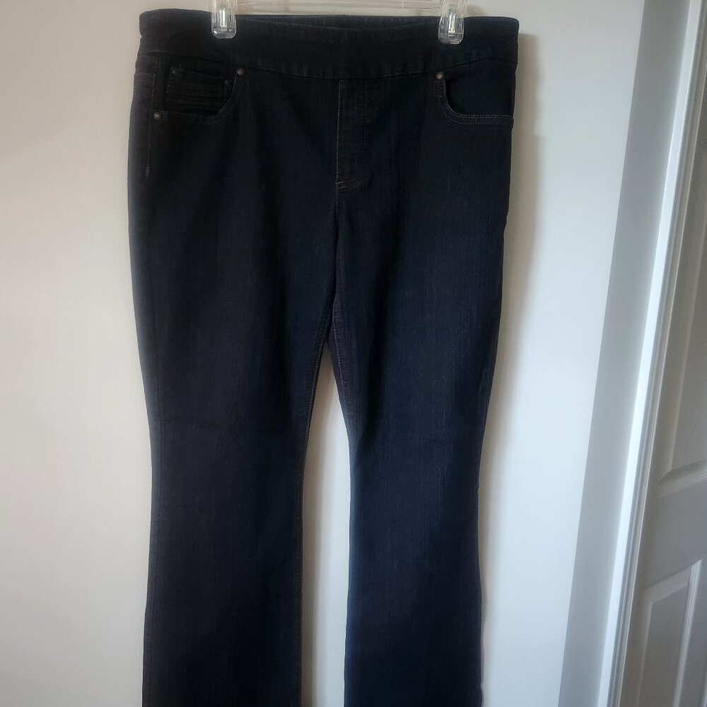 Reitmans Straight Leg Jeans